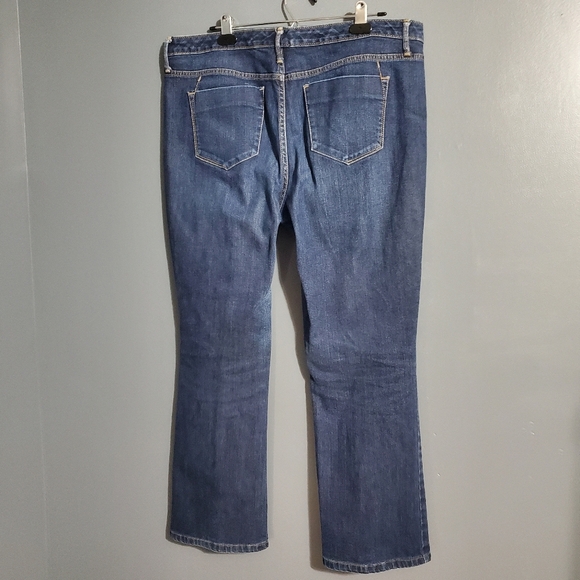 Mossimo Supply Co Womens Curvy Bootcut Mid Rise Size 14 Short - Picture 4 of 10